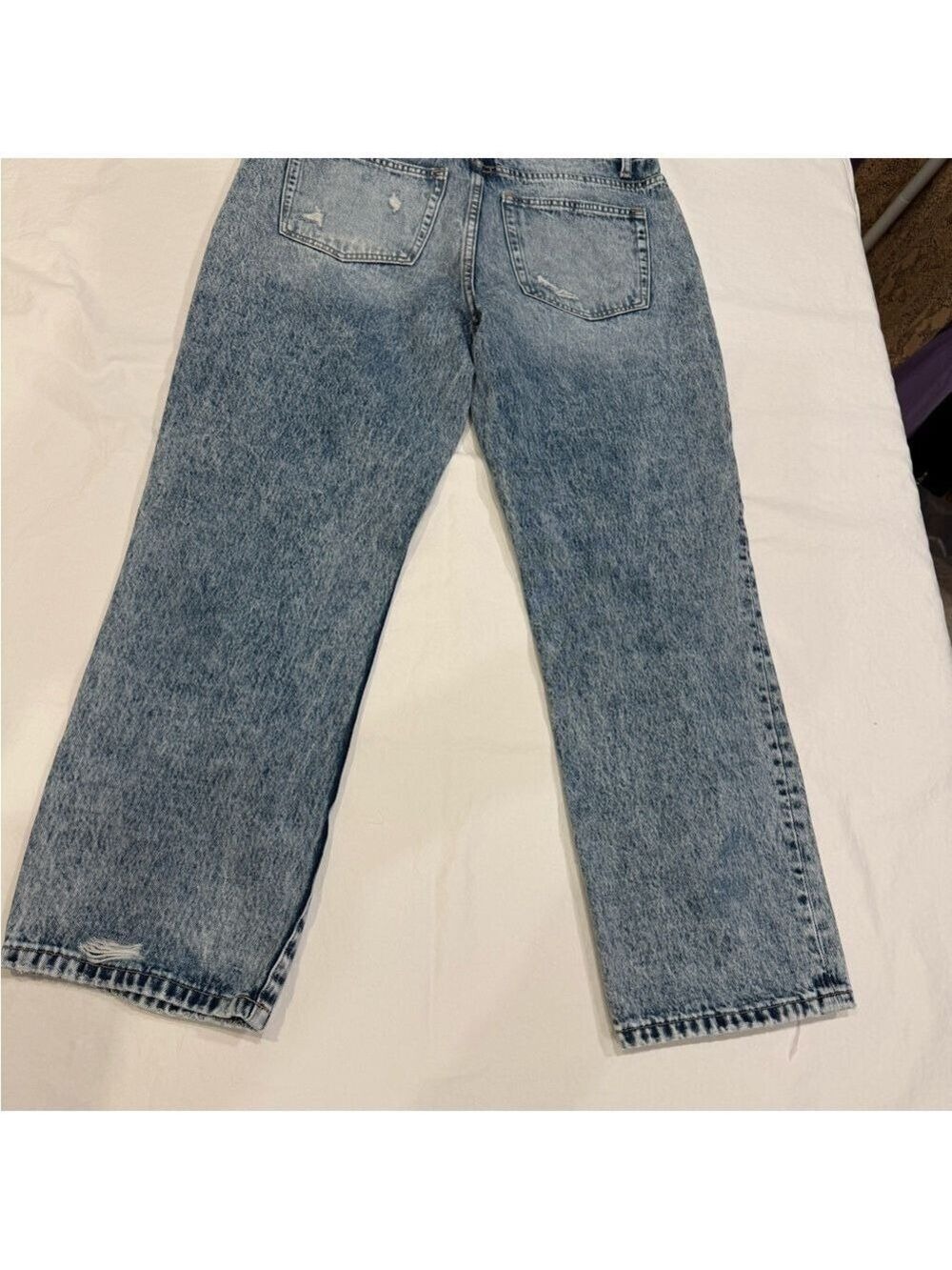 CEROS Distressed Straight Leg Jeans Size 28 Light Wash 100% Cotton - Picture 8 of 9